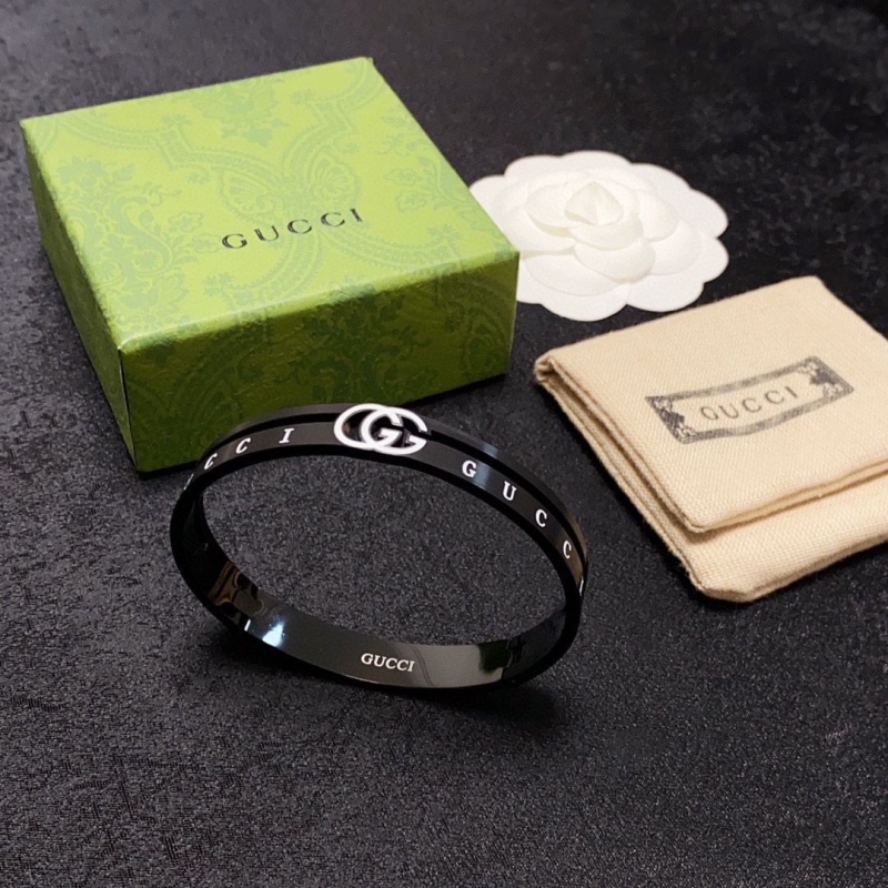Gvc*1 bracelets